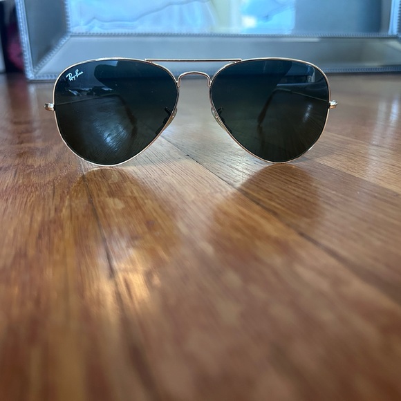 Ray-Ban Gold Frame Aviator Sunglasses - Picture 1 of 5